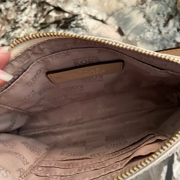 Michael Kors Wristlet - Picture 6 of 6